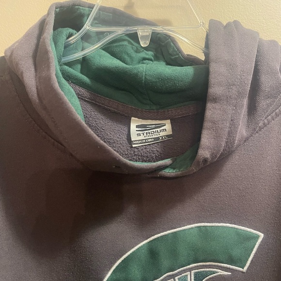 Men's Gray and Green Hoodie - Picture 2 of 3